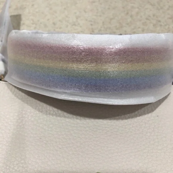 COPY - Coach Rainbow Crossbody Bag - Picture 3 of 8